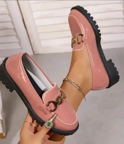 Mocasines rosados con detalle dorado - miniatura 3