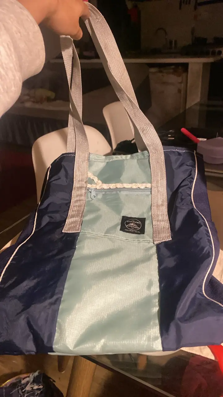 Bolso deportivo azul y celeste Everflow - 1