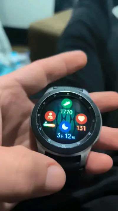 Smartwatch deportivo con pantalla táctil Samsung - miniatura 5