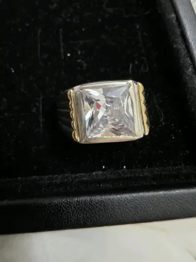 Anillo de plata con piedra cuadrada grande - miniatura 1