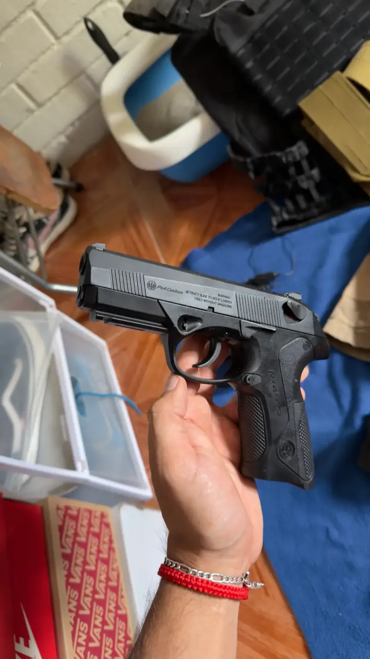 Réplica de Airsoft - 1