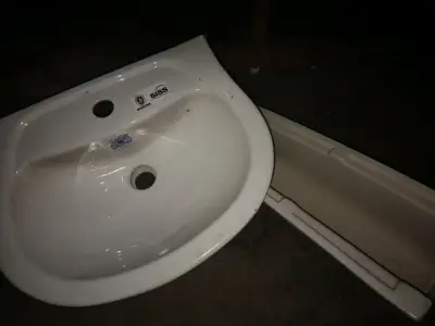 Lavamanos cerámico blanco con pedestal - miniatura 1