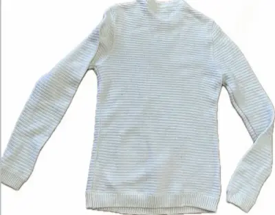 Suéter de punto blanco para mujer - miniatura 2