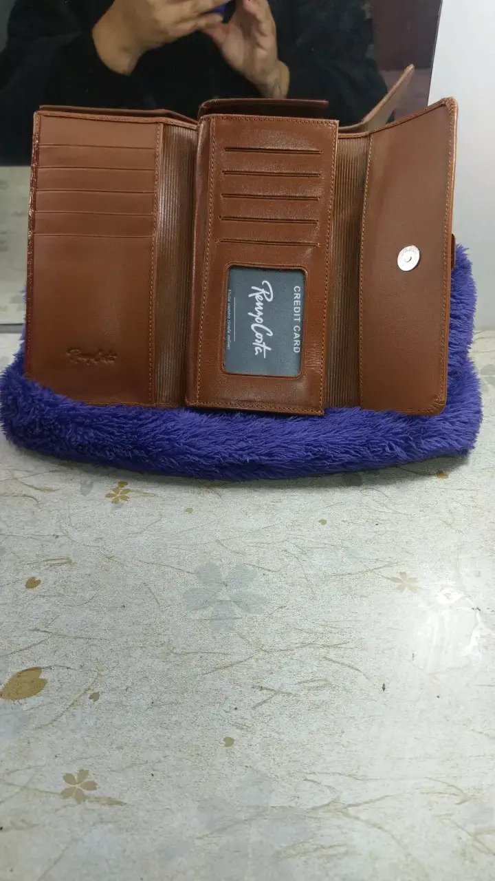 Cartera de cuero marrón elegante - 3