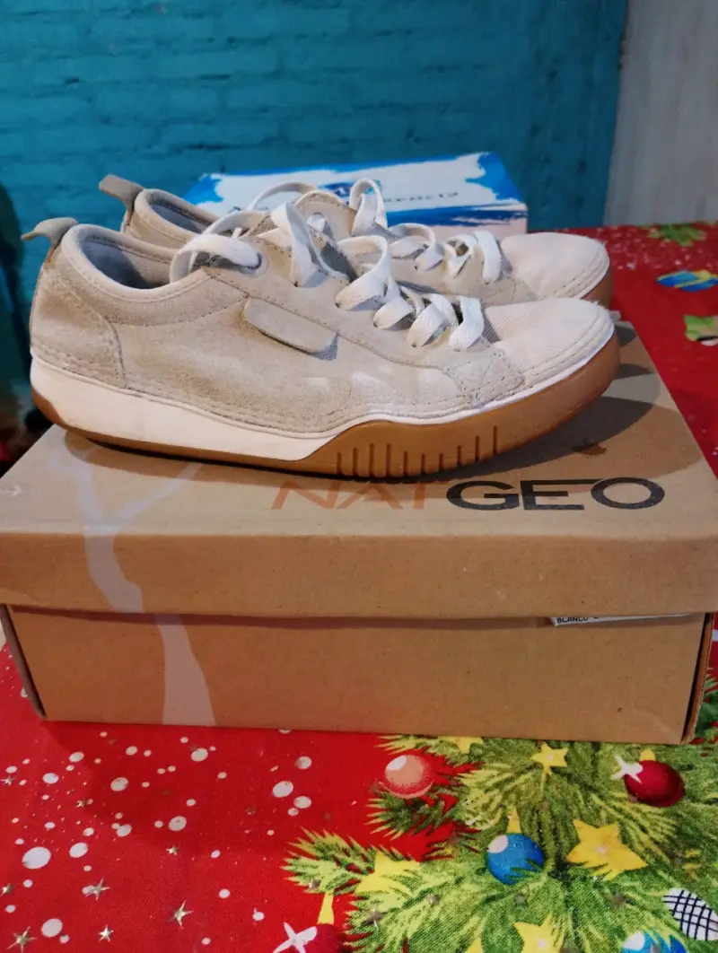 Zapatillas Columbia blancas casuales - 2