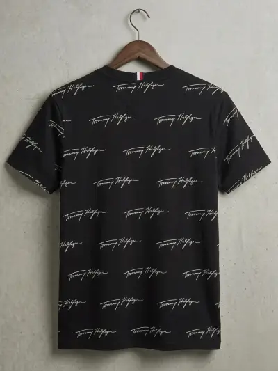 Polera Tommy Hilfiger negra estampada - miniatura 2