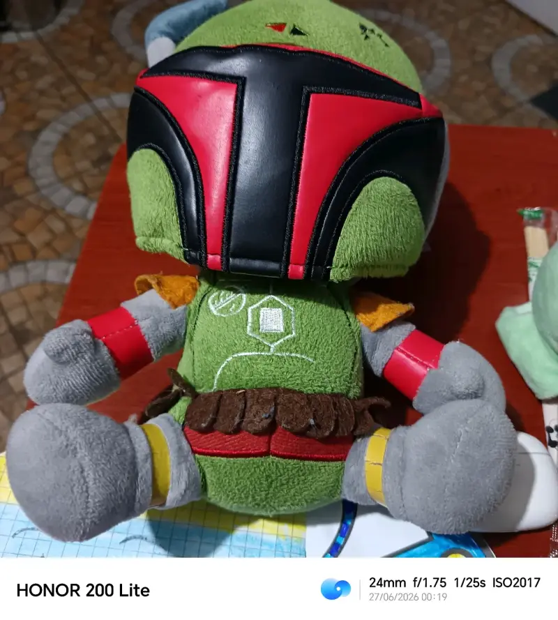 Peluches de Star Wars Baby Yoda y Mandalorian - 4