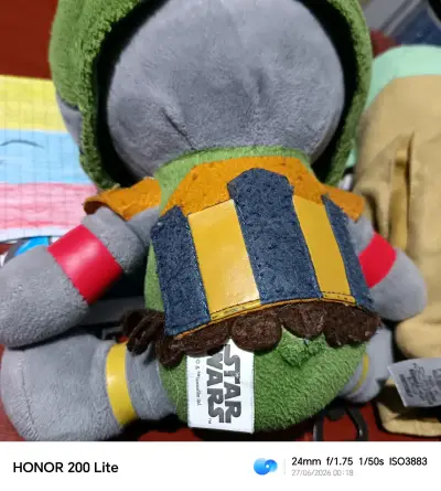 Peluches de Star Wars Baby Yoda y Mandalorian - miniatura 5