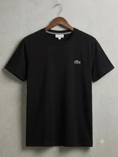 Polera negra Lacoste con logo bordado - miniatura 1
