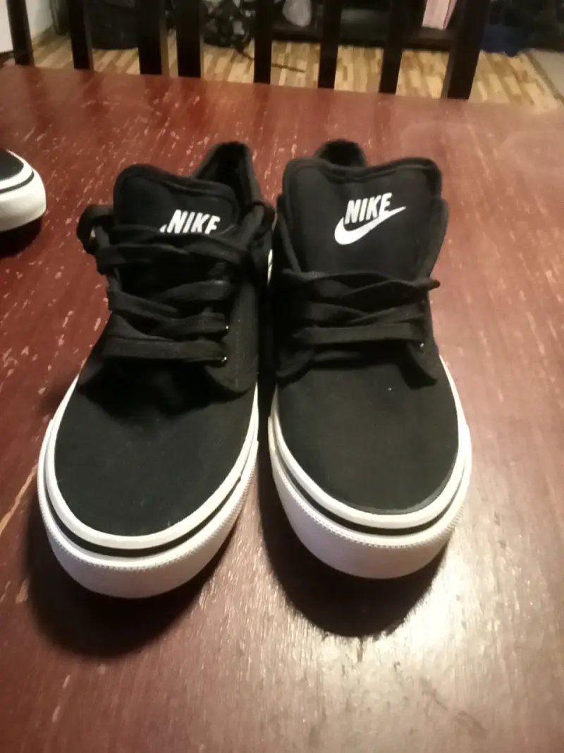 Zapatillas Nike negras casuales - 3