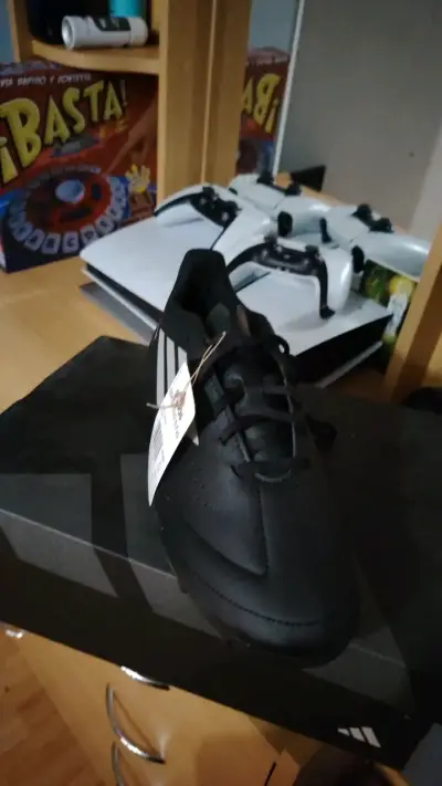 Zapatillas de fútbol Adidas negras - miniatura 3