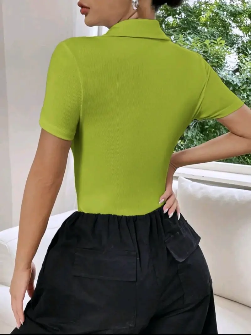 Body verde lima con cuello polo - 4