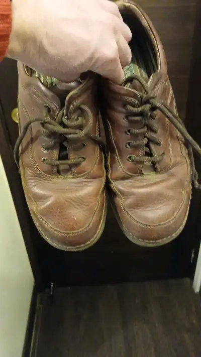 Zapatos de cuero marrón para hombre - miniatura 3