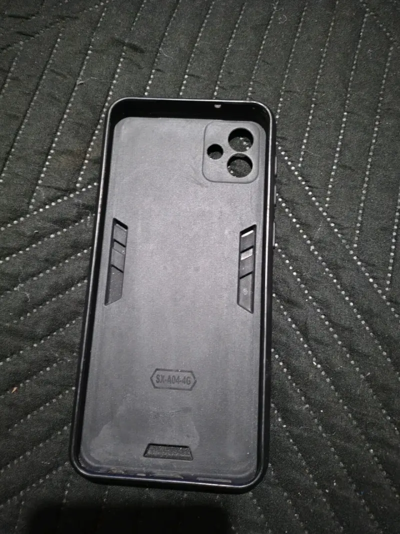 Samsung Galaxy A04 en buen estado - 4