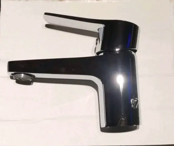 Grifería monomando cromado para baño - 5