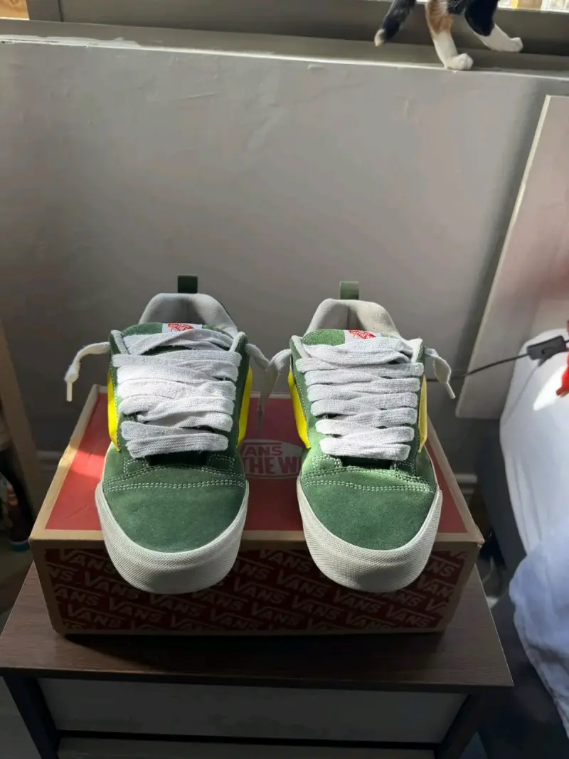 Zapatillas Vans Knu Skool Verdes con amarillo - 2