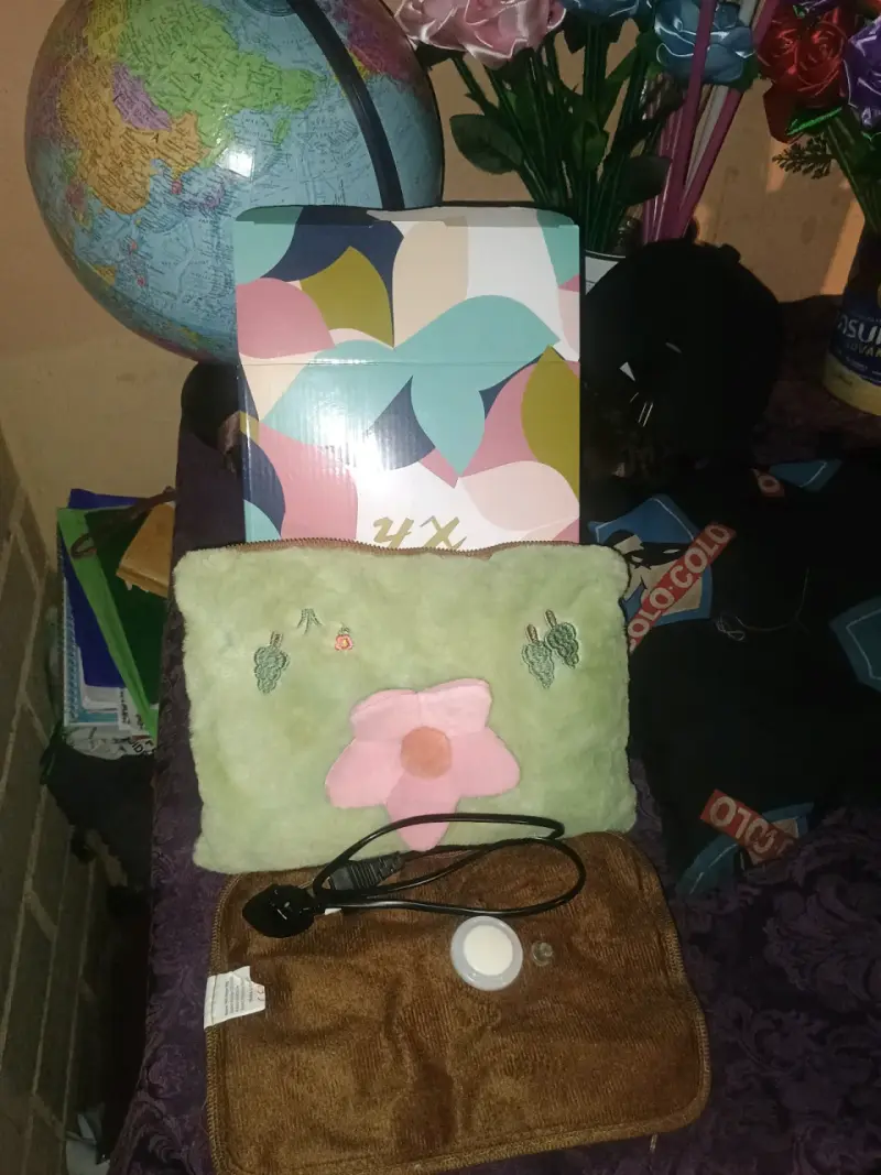 Cojín térmico eléctrico con funda floral