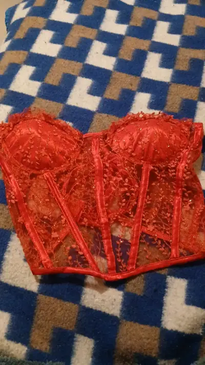 Corset rojo encaje bordado elegante - miniatura 1