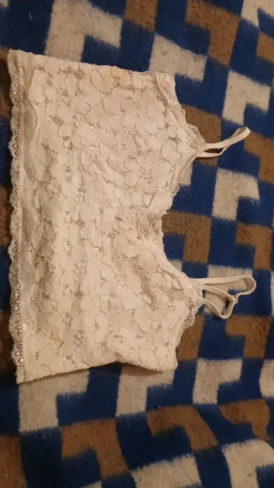 Top de encaje blanco para mujer - miniatura 1