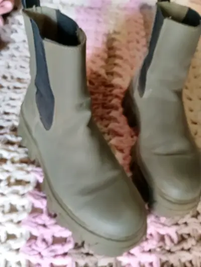 Botines de goma impermeables verde oliva - miniatura 2