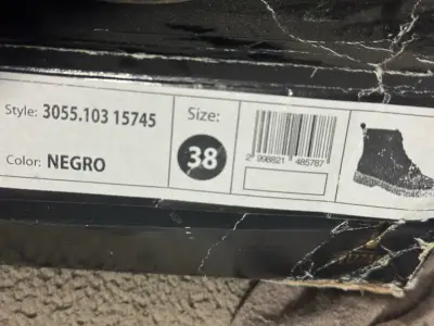 Botas negras de charol con cordones - miniatura 4