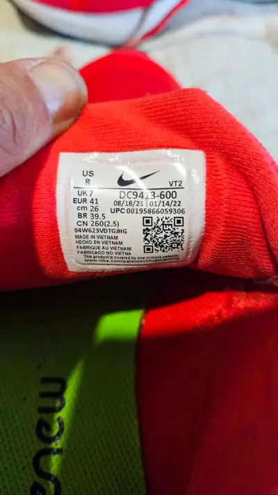 Zapatillas deportivas Nike rojas para hombre - miniatura 3