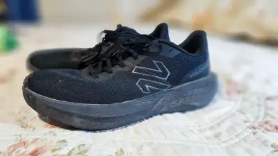 Zapatillas deportivas negras para hombre - miniatura 2