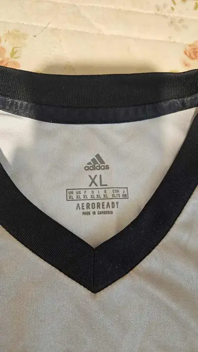 Camiseta Colo-Colo Adidas gris 2023 - miniatura 3