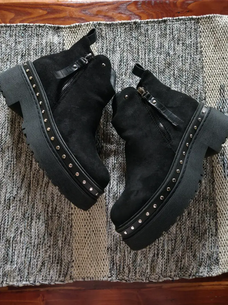 Botines negros con tachas talla 38 - 5