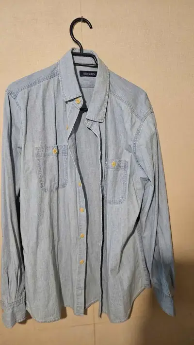 Camisa de mezclilla azul claro para hombre - miniatura 1