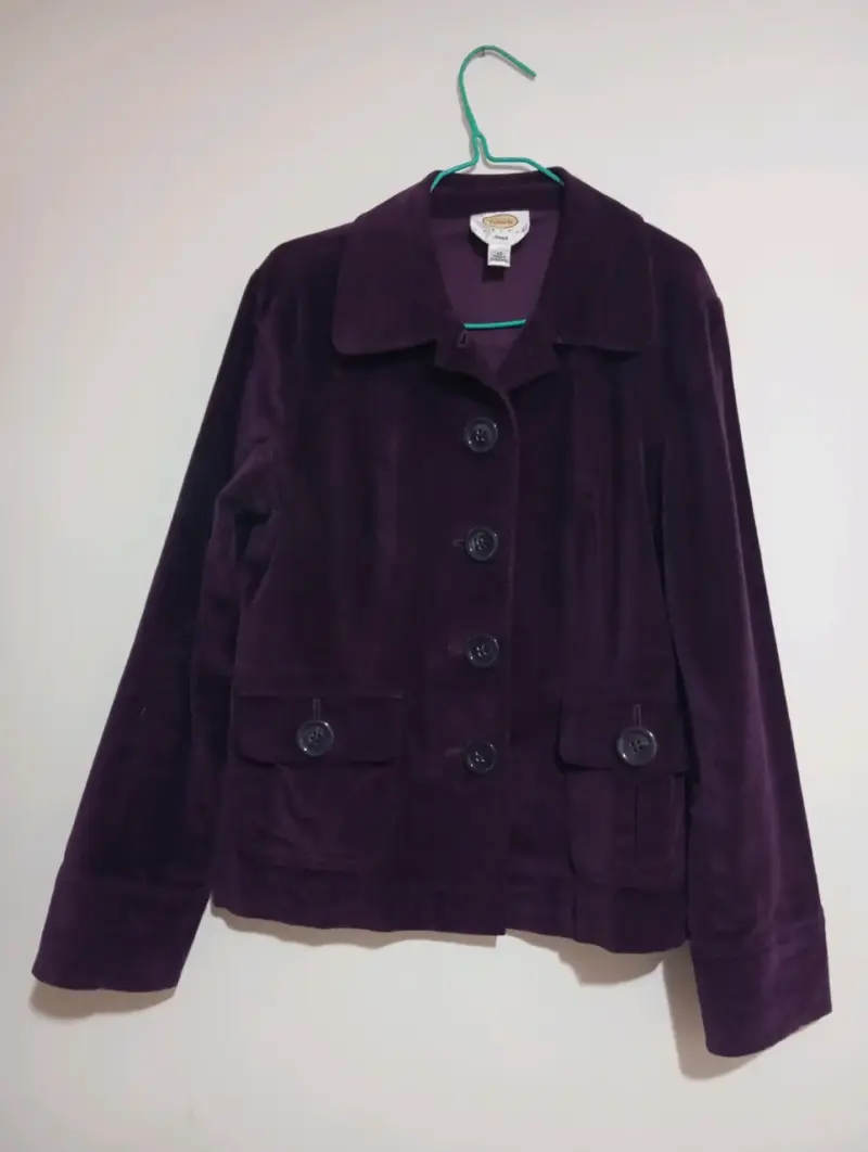 Chaqueta de terciopelo morado para mujer