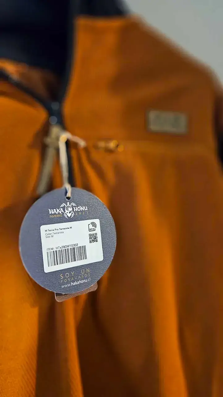 Chaqueta polar naranja con capucha - 2