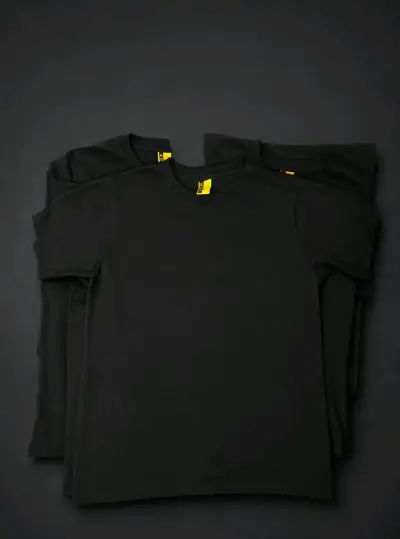 poleras negras básicas - miniatura 1