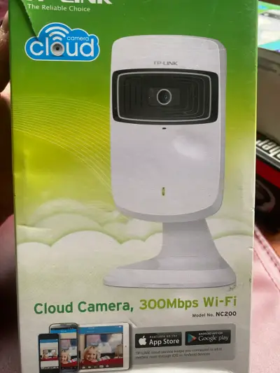 Cámara de seguridad TP-Link Cloud 300Mbps Wi-Fi - miniatura 1