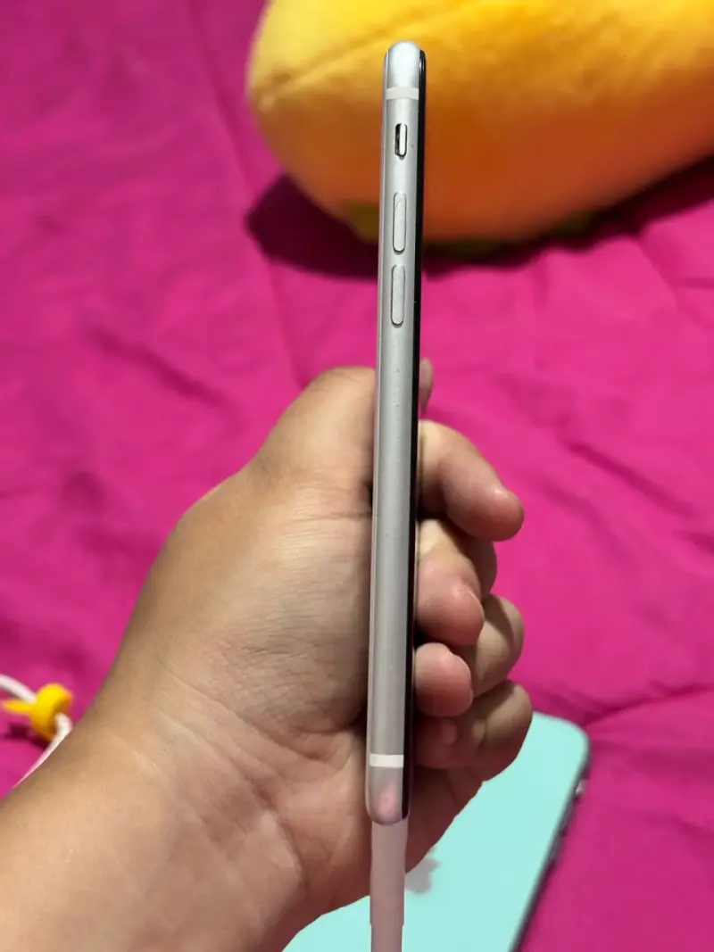 Iphone SE (2da generacion) - 3