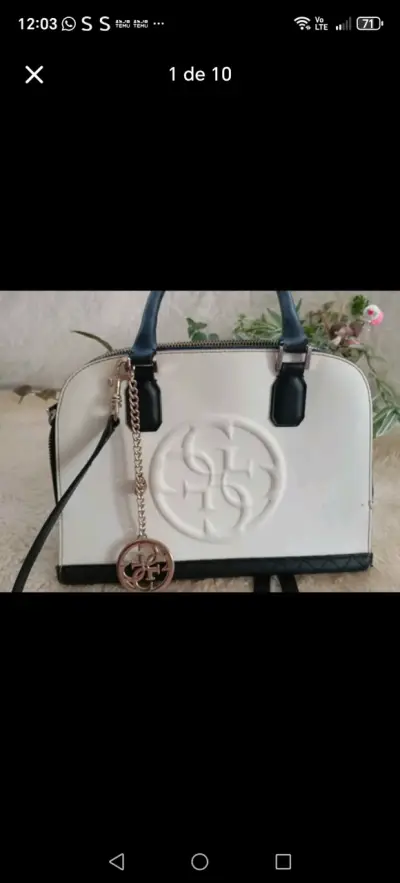 Bolso de mano blanco con logo y cadena - miniatura 1