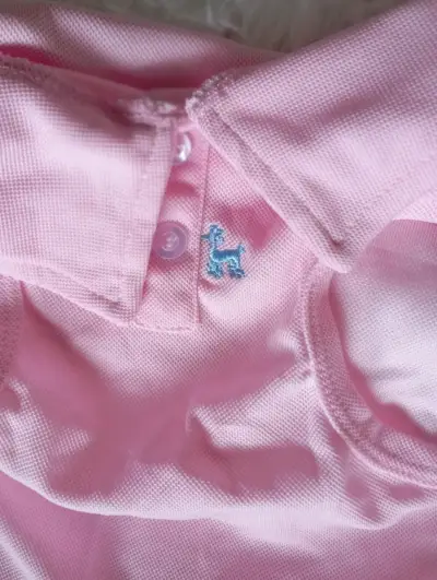 Polera polo rosa para perritos - miniatura 1