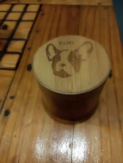 Reloj de madera Marca tohe - miniatura 1
