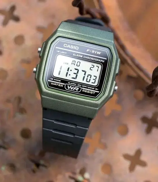 Reloj Casio F-91WM-3A clásico y resistente - 3