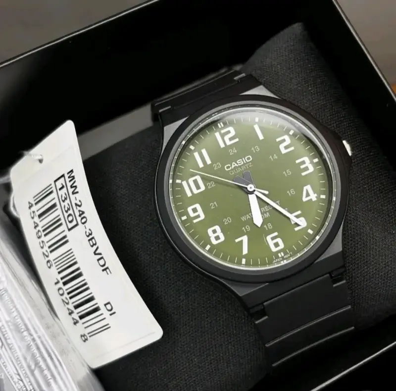 Reloj Casio Analógico Resistente al Agua - 2