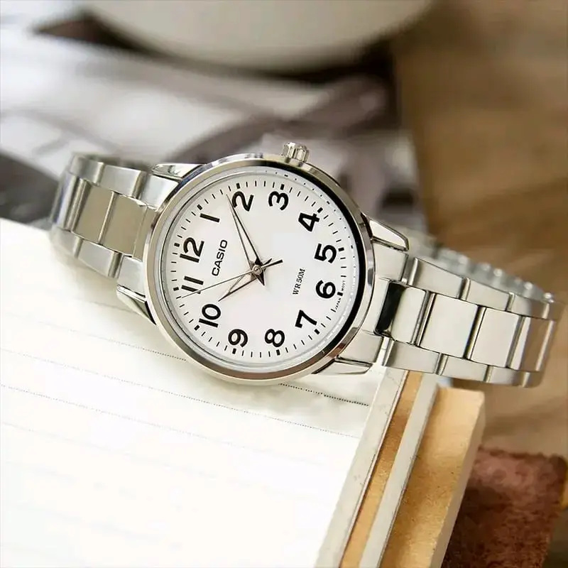 Reloj análogo Casio LTP-1303D-7BV acero inoxidable - 2