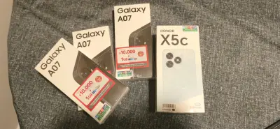 Smartphone Samsung Galaxy A07 nuevo y Honor X5C - miniatura 1