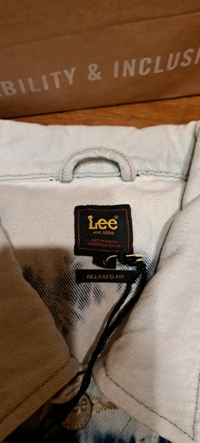 Chaqueta de mezclilla Lee con diseño  tie-dye - miniatura 2