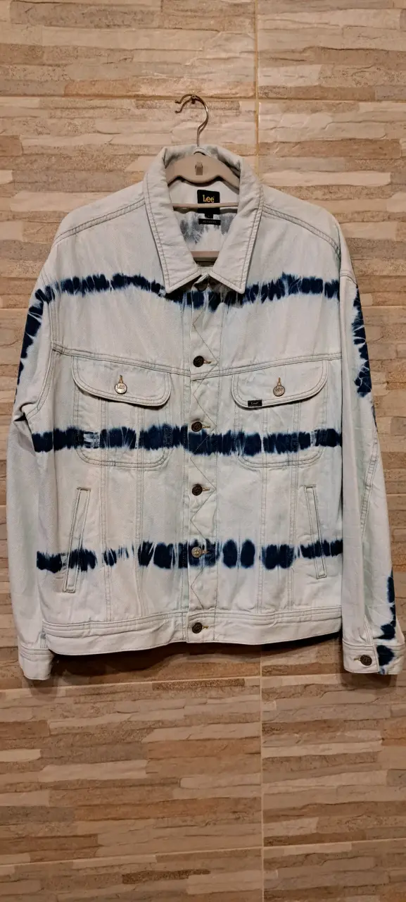 Chaqueta de mezclilla Lee con diseño tie-dye - 3