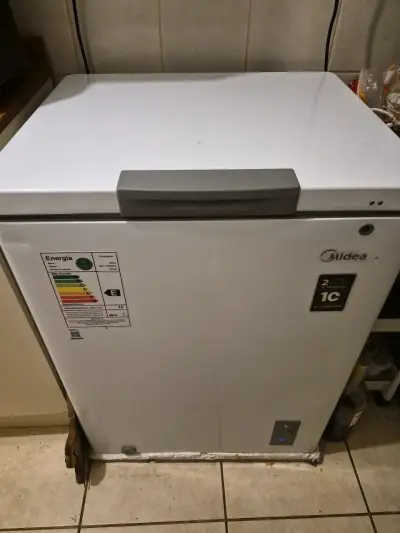 Congelador Midea compacto blanco - miniatura 1