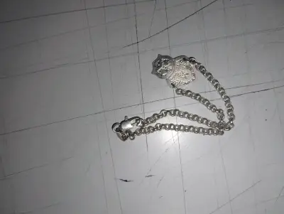 Pulsera de plata con escudo de equipo - miniatura 3