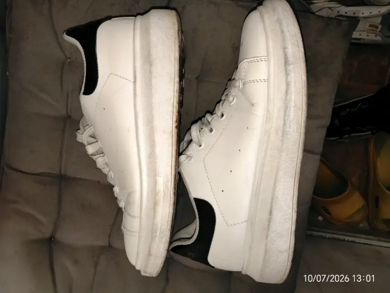Zapatillas Puma blancas con plataforma - 3
