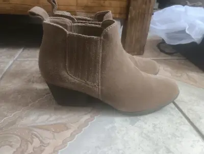 Botas de montaña beige con forro térmico - miniatura 6