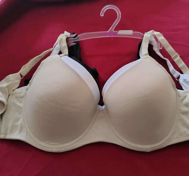 Sostén beige con soporte y tirantes ajustables - 1