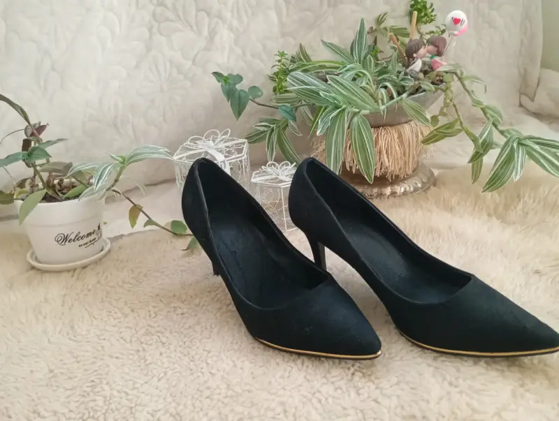 Zapatos de tacón negros elegantes número 38 - 1